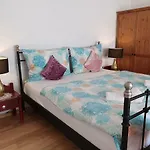 Karmelita Boutique
