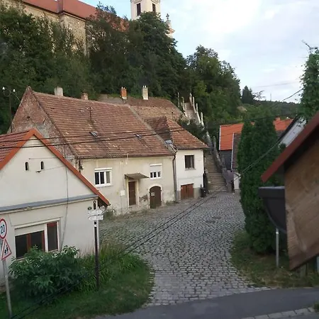 Karmelita Boutique Apartman