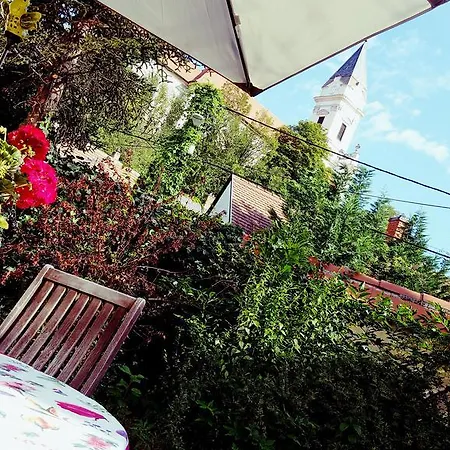 Karmelita Boutique * Sopron