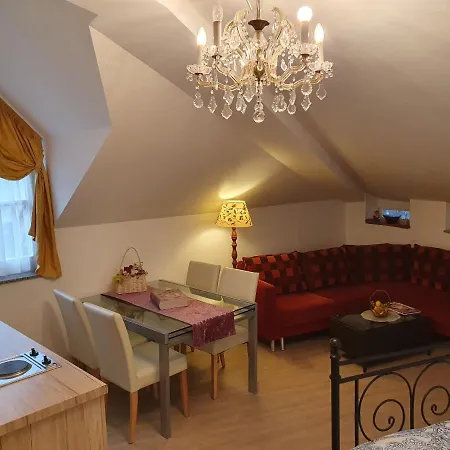 Apartman Karmelita Boutique *